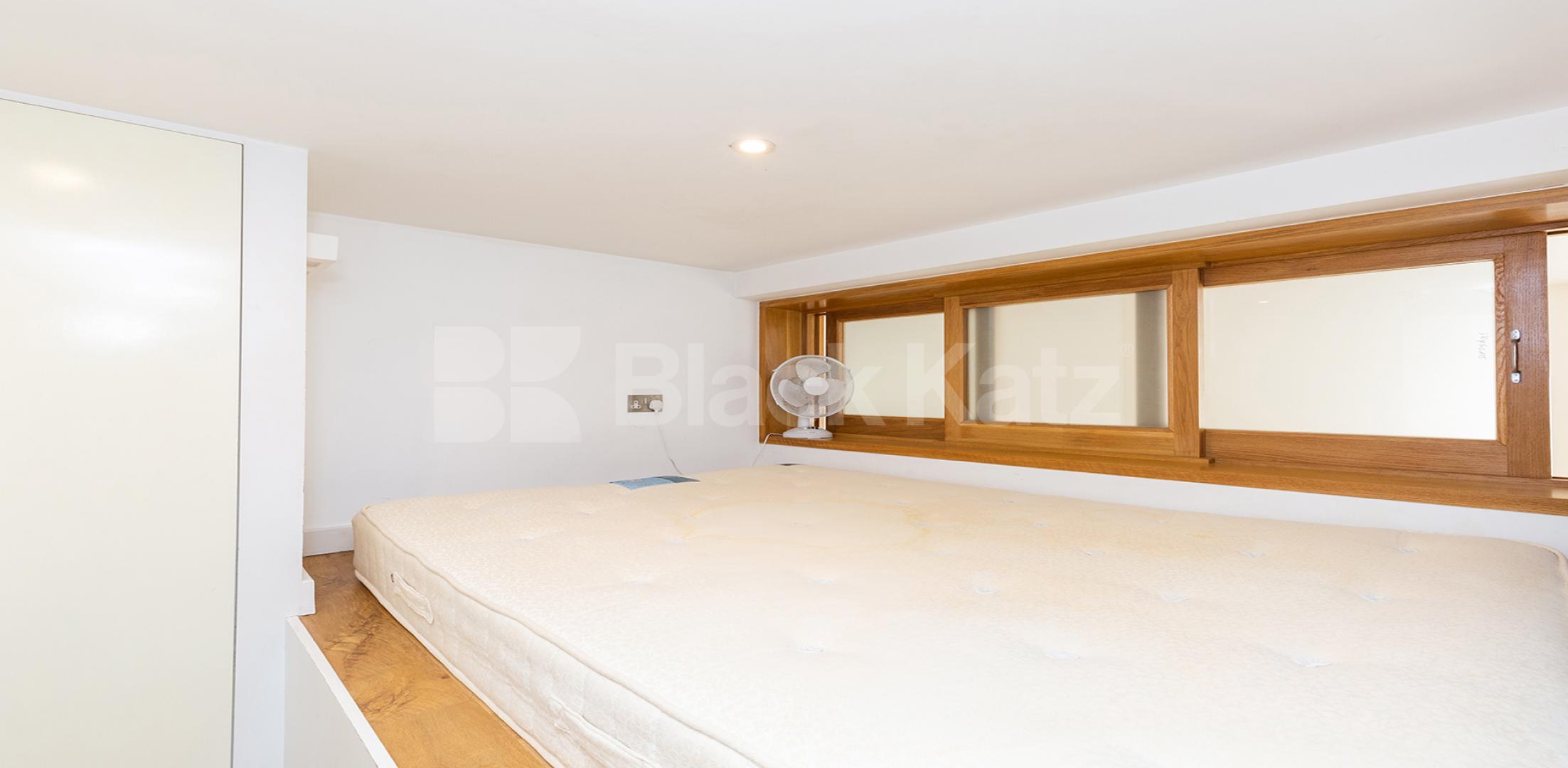 			ZONE 1 LOCATION, 2 Bedroom, 1 bath, 1 reception Apartment			 BYNG PLACE WC1E, RUSSELL SQUARE - EUSTON - FITZROVIA 